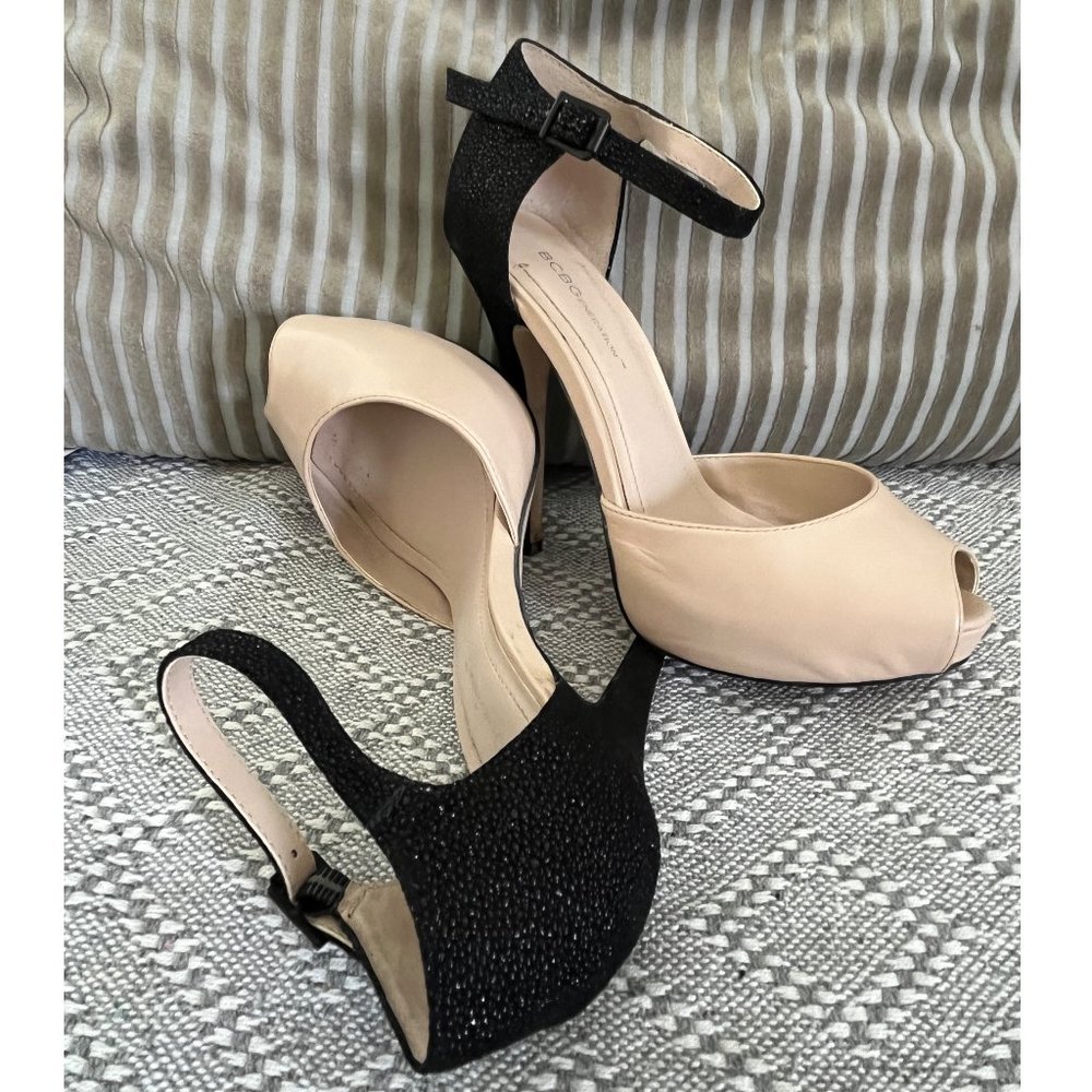 BCBG BG-LIN PEEP TOE HEELS